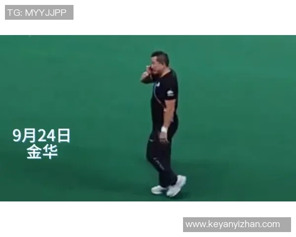 足球巨星赛后专访泪洒现场动情回忆过往奋斗引无数球迷共鸣